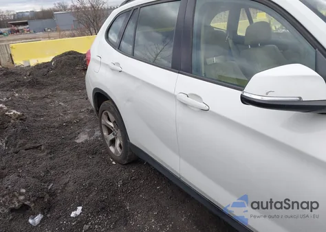 2014 BMW X1 Sdrive28I из США, поврежденный, VIN WBAVM1C57EVW53164